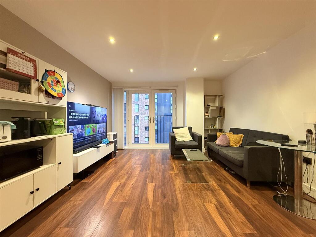 Apartment in Manchester - View 2
