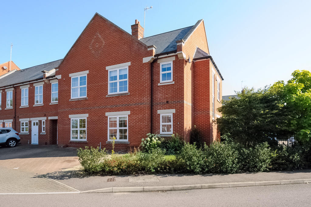 Main image of property: Beningfield Drive, St. Albans, AL2
