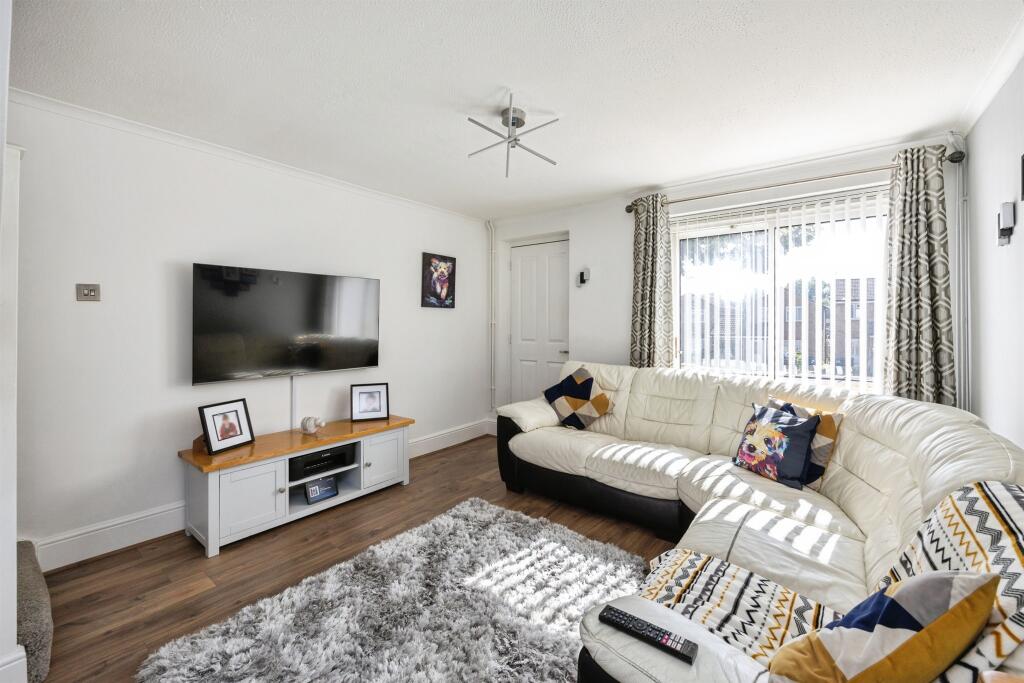 House in Ashford, Bybrook, Repton Park North - View 5