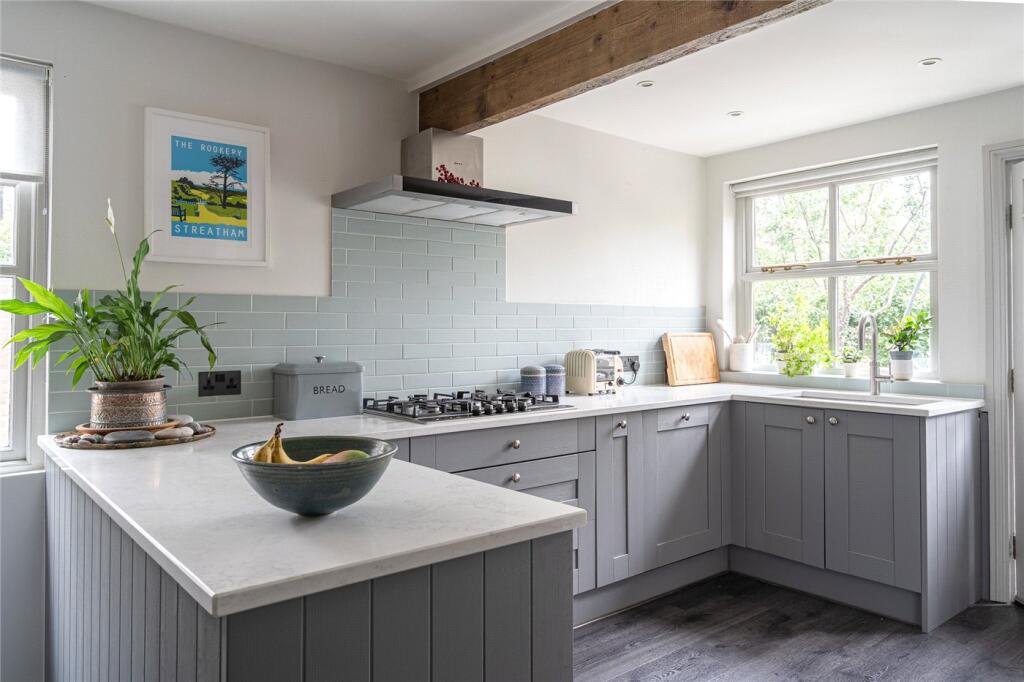 House in London - View 4