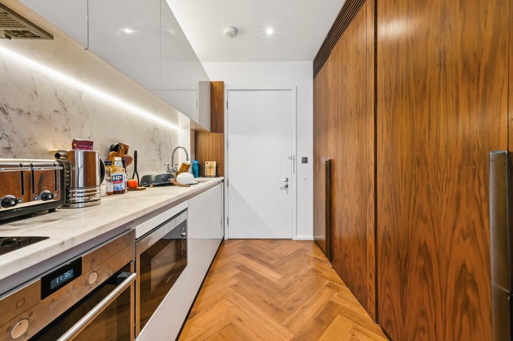 Apartment in London - View 4
