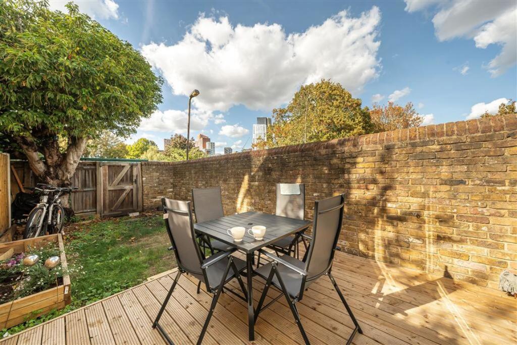 House in London - View 4