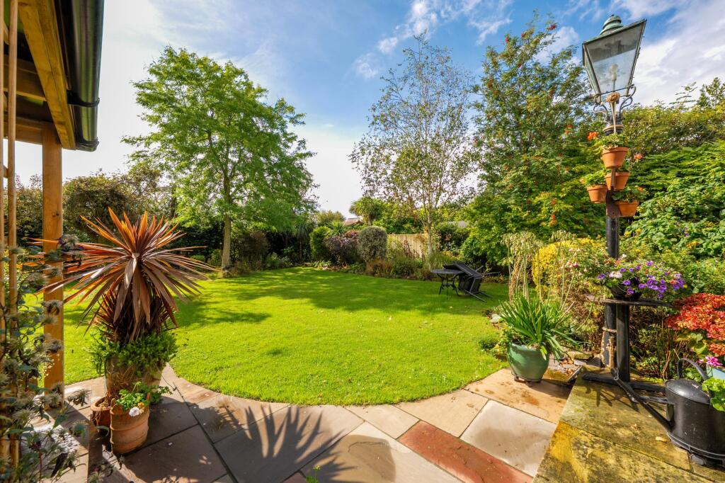 House in Harrogate, Starbeck - View 4