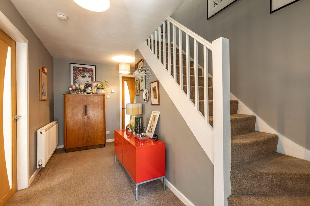 7 Edenside Gardens, Kelso, TD5 7DB photo 4