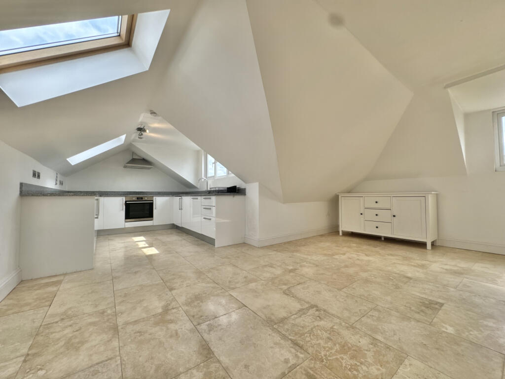 Apartment in London - View 4