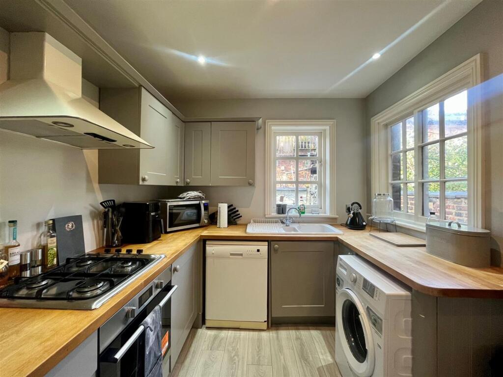 House in Warrington - View 3