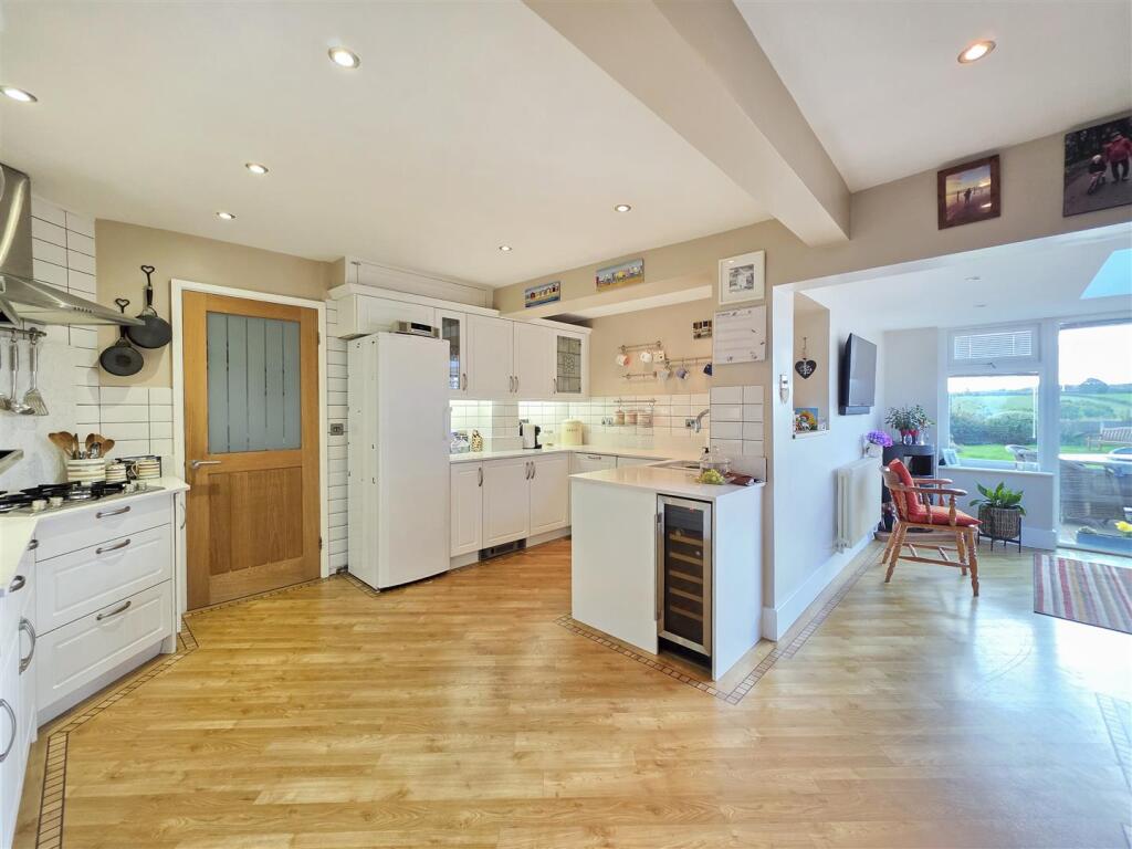 House in Gedling, Lambley - View 4