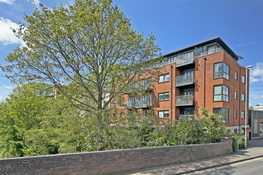 Main image of property: London Road, East Grinstead