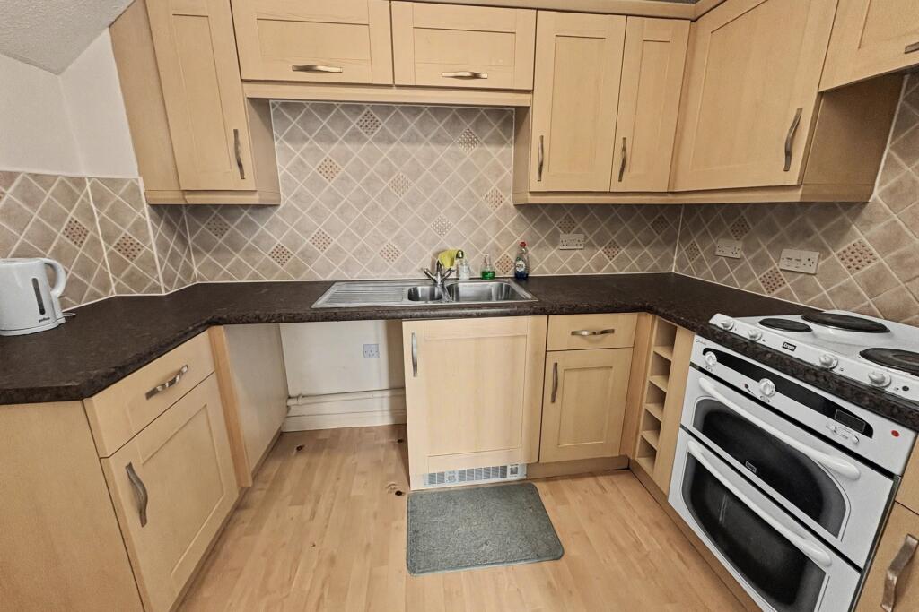 Verwood photo 4