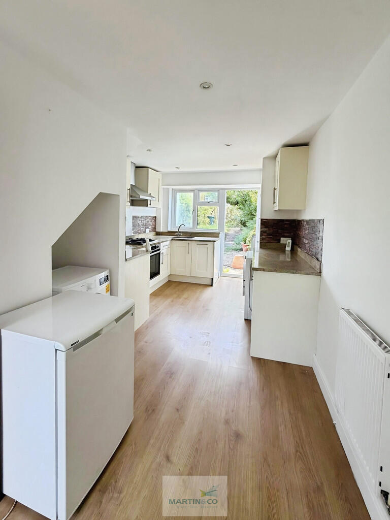 House in Welwyn Hatfield, Hertfordshire - View 5