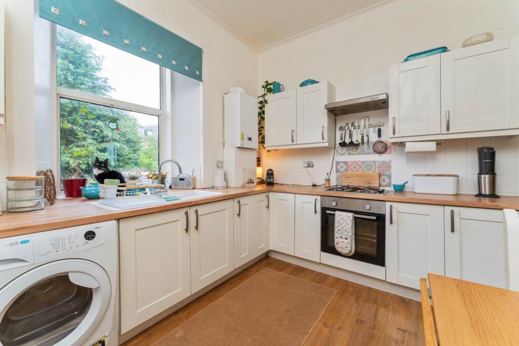 Market Place, Kilmacolm - View 6