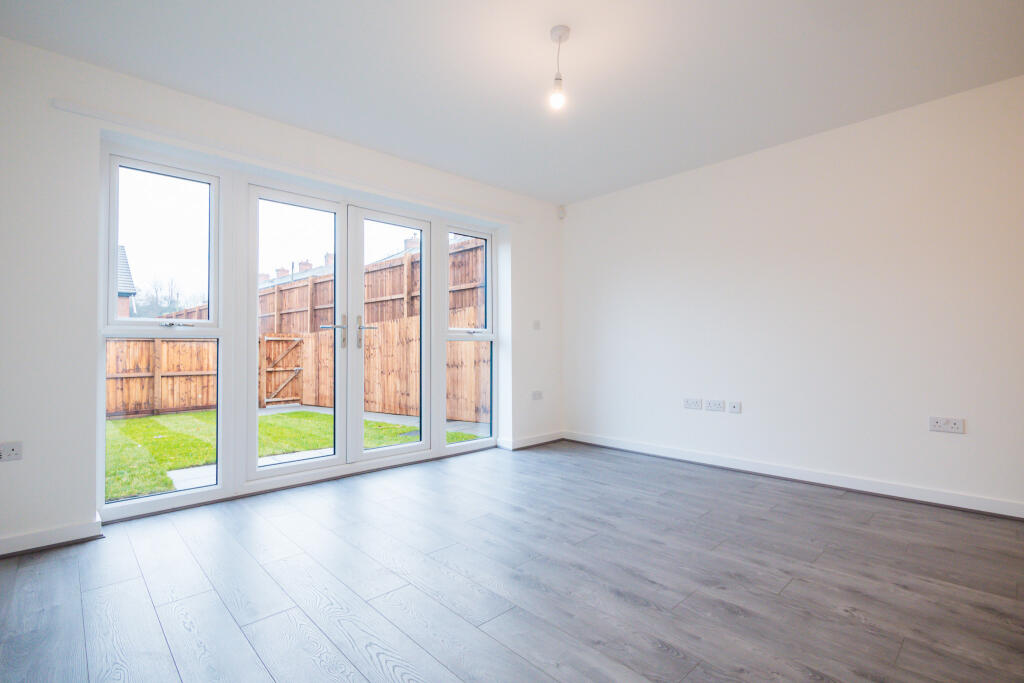 House in Manchester, Gorton - View 3