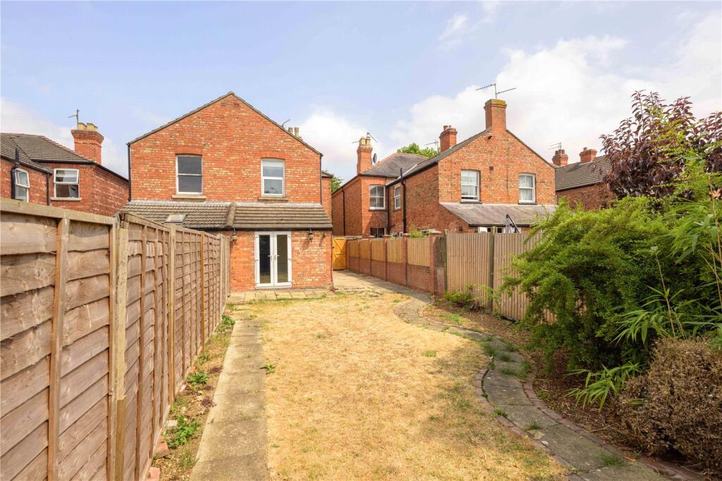 Victoria Avenue, Sleaford, Lincolnshire, NG34 photo 4