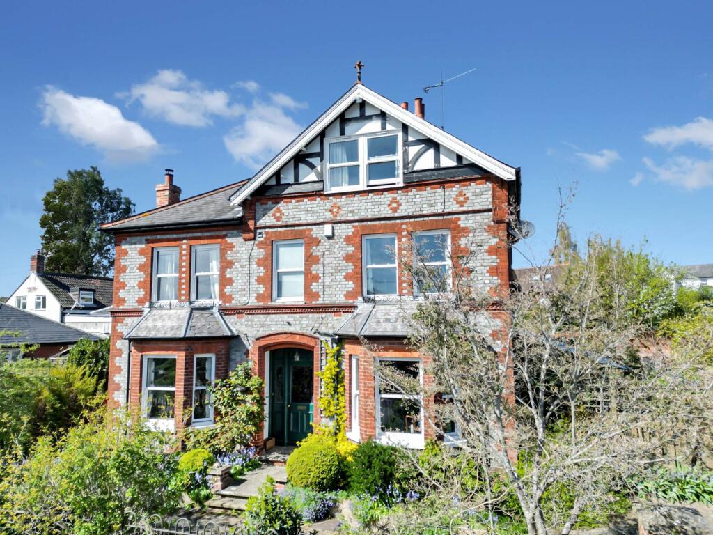 Main image of property: Mansfield Road, Reading