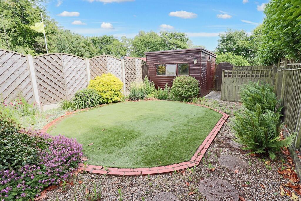 Skamacre Crescent, Lowestoft photo 4
