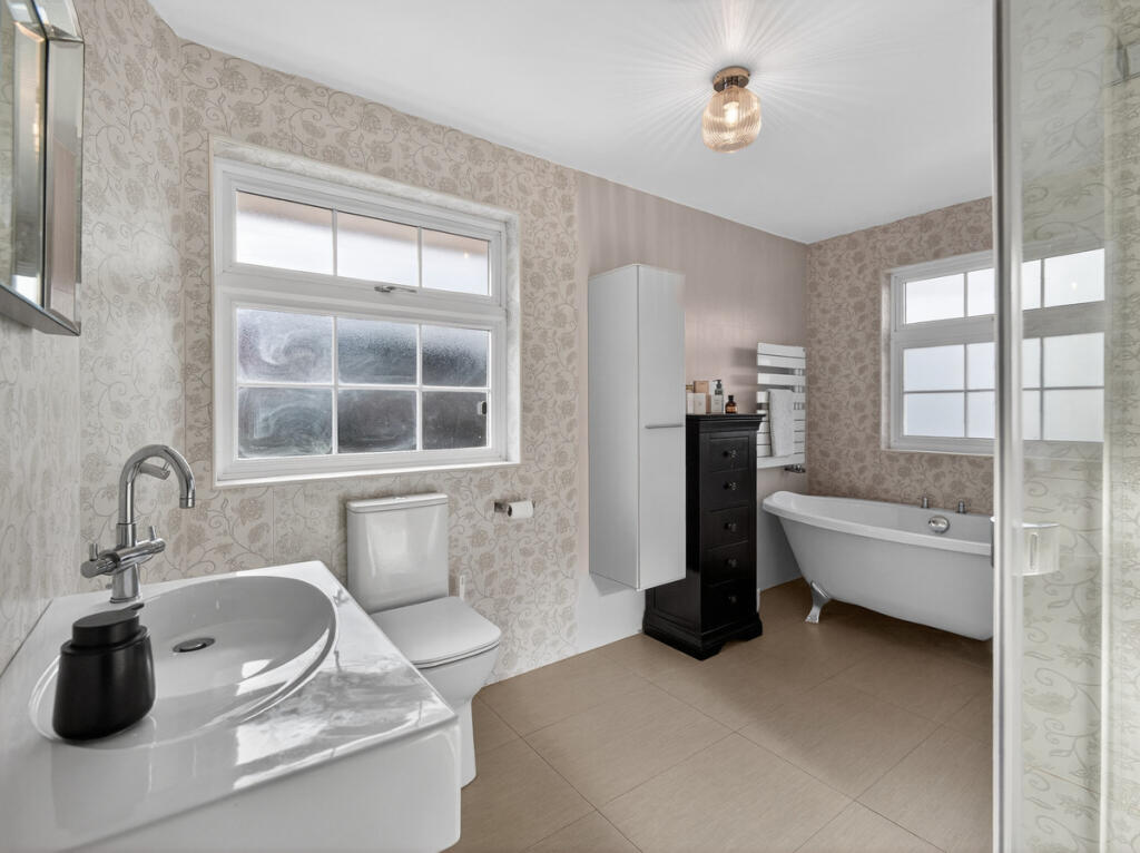 Additional image 37 of Moffats Lane, Brookmans Park, AL9