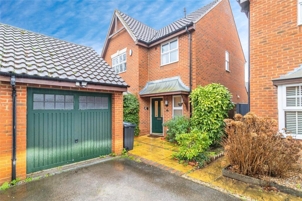 Main image of property: Welbeck Close, Monkston, Milton Keynes, Buckinghamshire, MK10