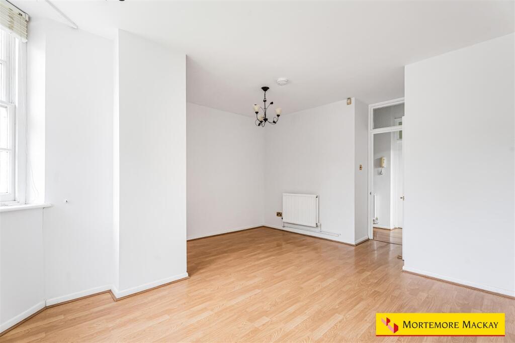 Apartment in London, Oakwood, Southgate - View 4