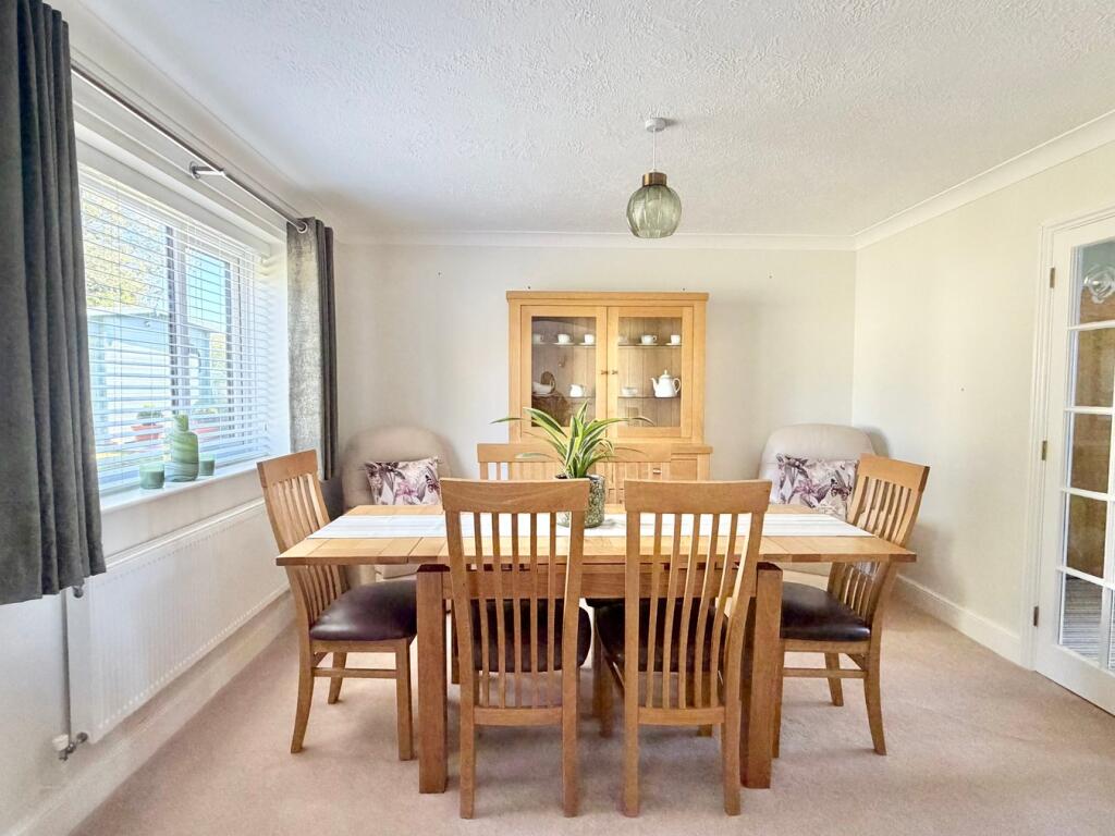Spindlewood Drive, Bexhill-on-Sea, TN39 photo 4