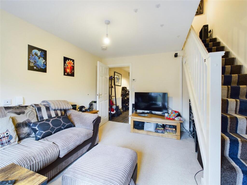 Rainsford Crescent, Kidderminster photo 2