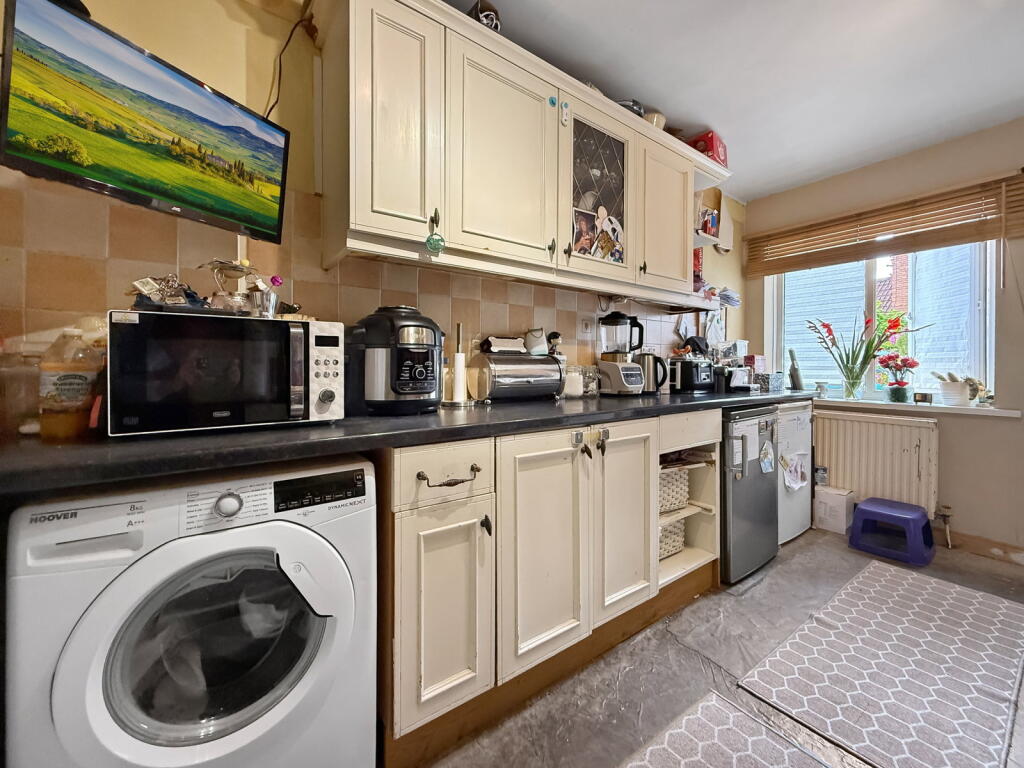 House in Bath, Trowbridge - View 5