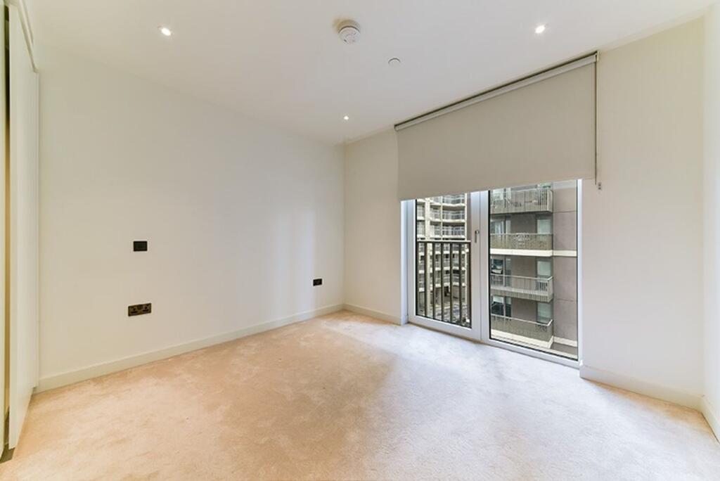 Apartment in London - View 3