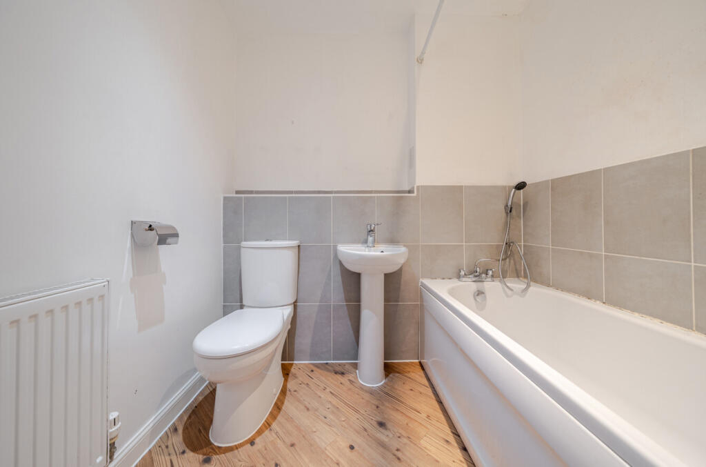 Apartment in London - View 4