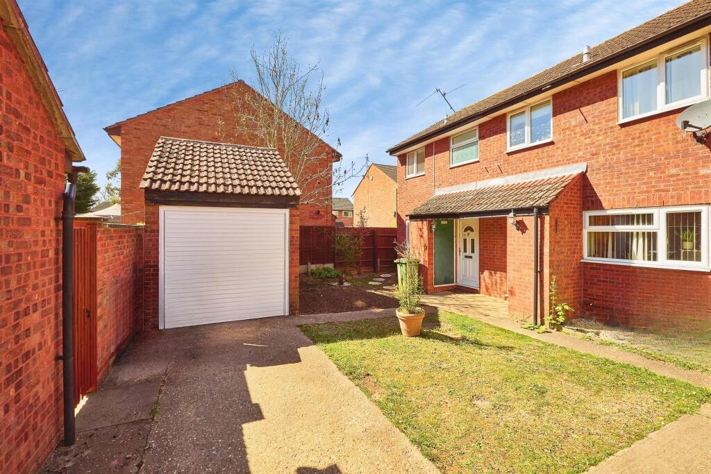 Main image of property: Hedgelands, Peterborough