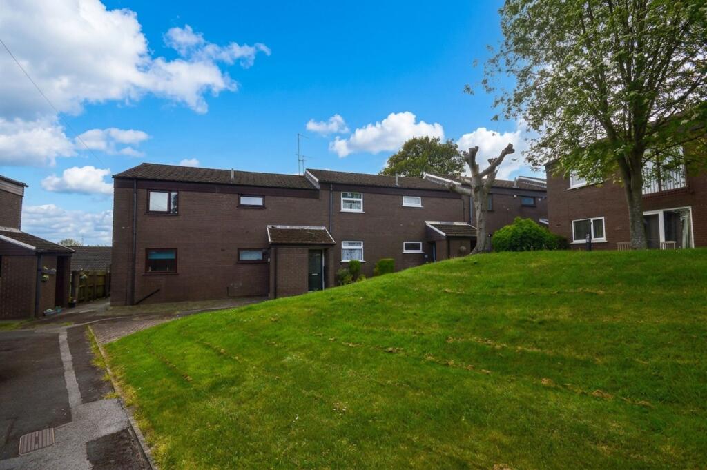 2-bed flat on Furnival Way, Whiston, S60, £80,000