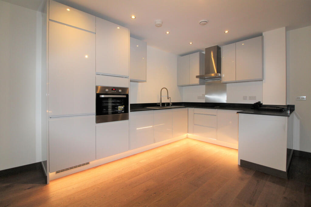 Main image of property: Kitson House, FLETTON QUAYS, Peterborough, PE2