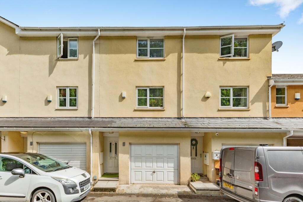 Main image of property: Parkfield Road, TORQUAY, Devon, TQ1