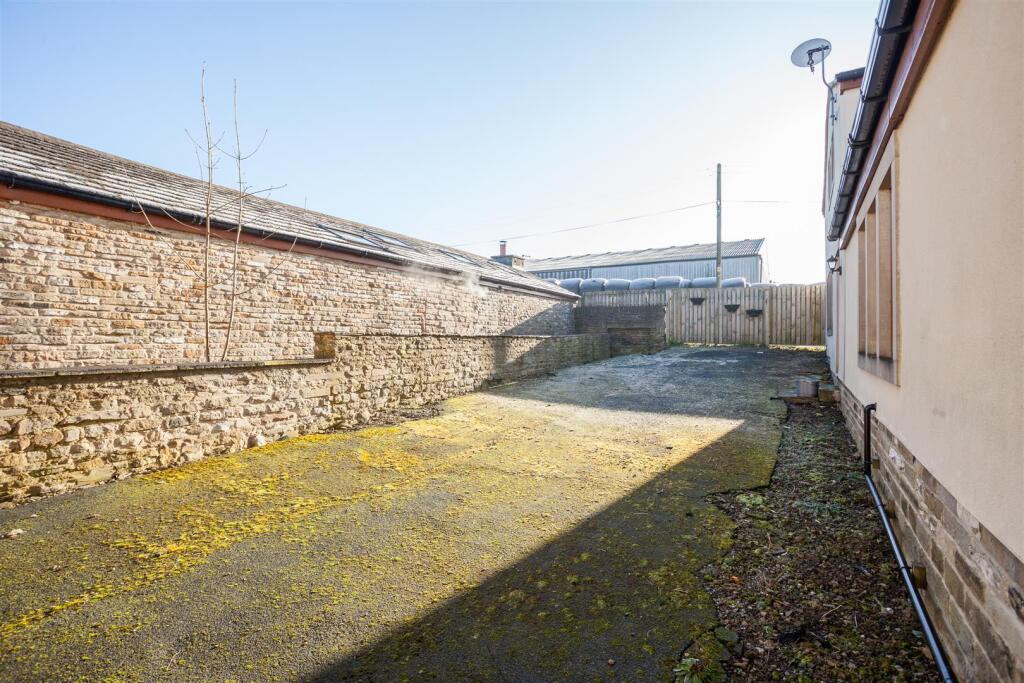 Additional image 36 of Cliff Hollins Lane, Oakenshaw, Bradford