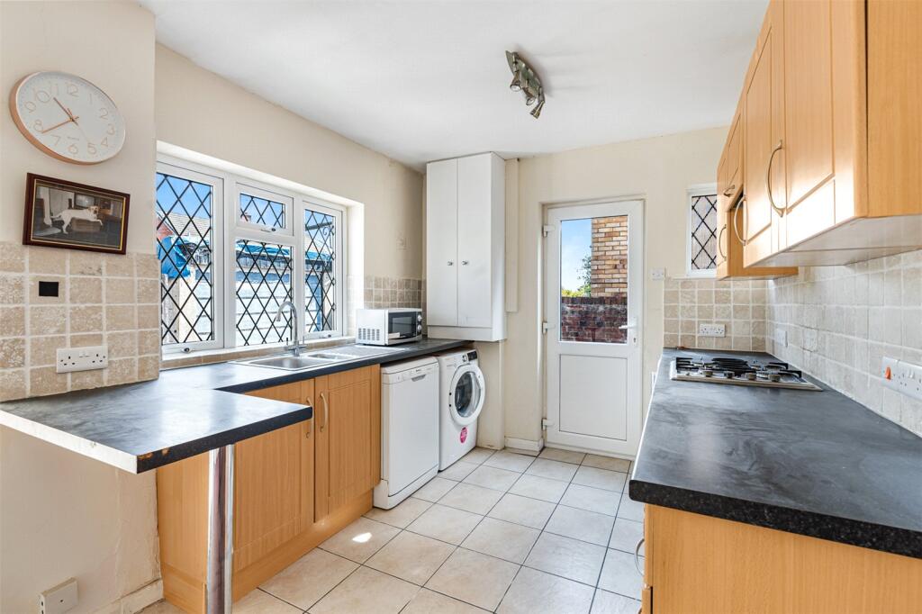 House in Watford - View 4