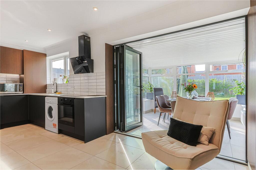 Main image of property: Annet Close, Hamworthy, Poole, Dorset, BH15