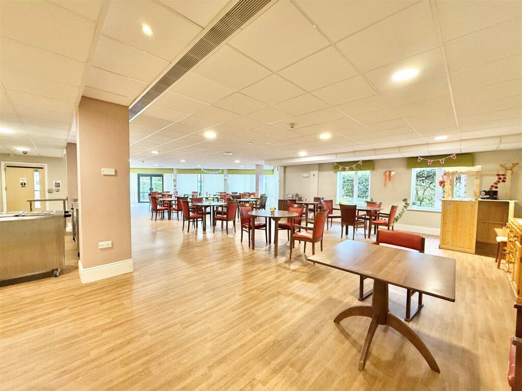 Additional image 16 of Queensridge Court