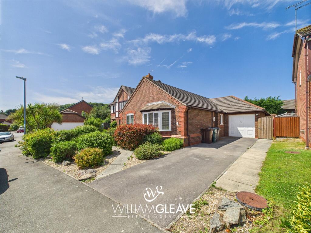 Main image of property: Gloddaeth View, Penrhyn Bay, Llandudno, Conwy, LL30