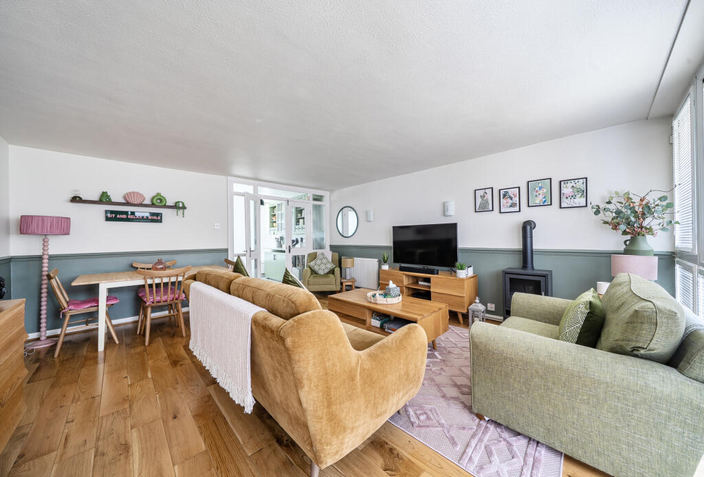 Main image of property: Basinghall Gardens, Sutton, SM2