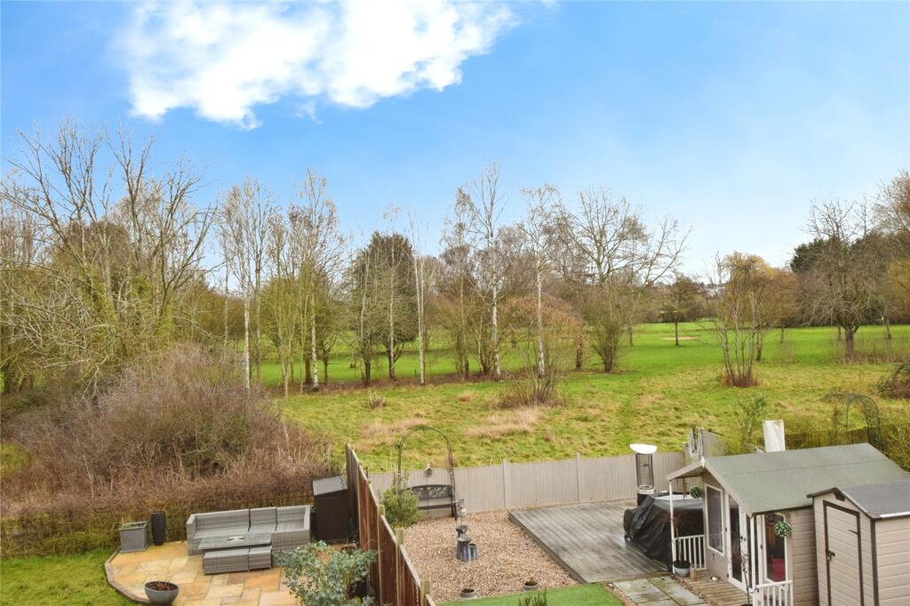 House in Oadby and Wigston, Leicestershire - More