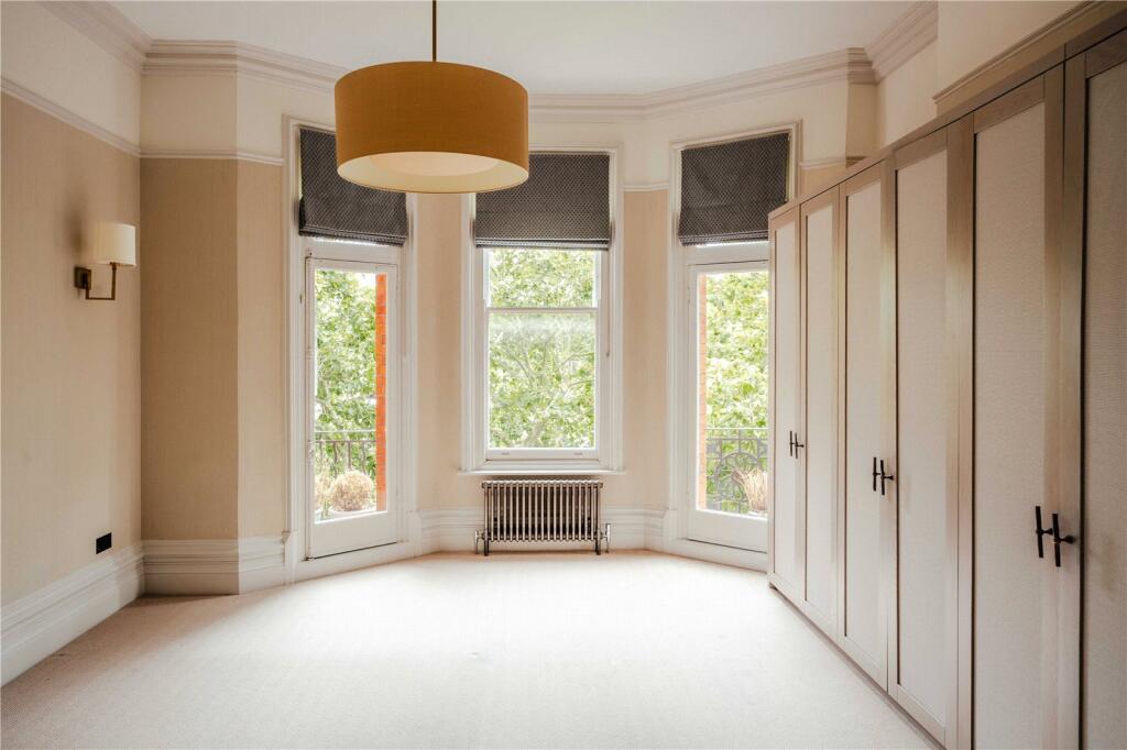 Apartment in London - More