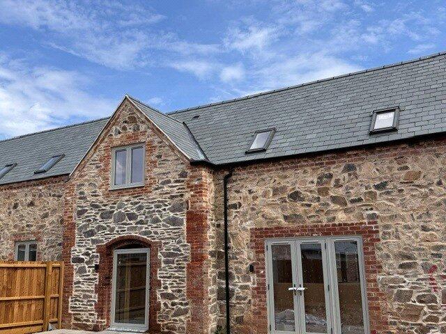 Main image of property: Park Grange Farm, Newstead Way, Loughborough, LE11