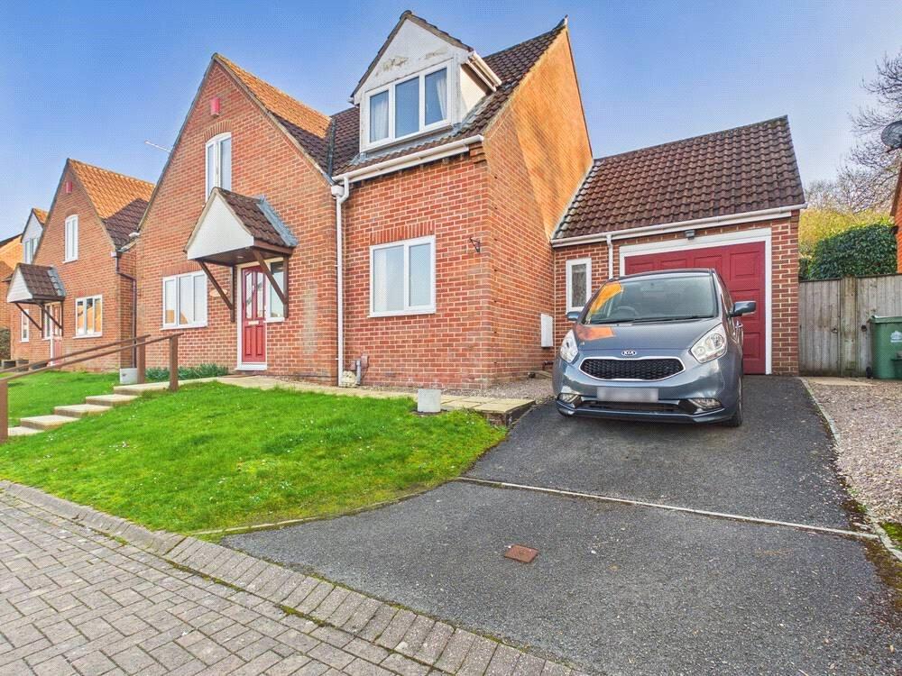 Main image of property: Laurel Farm Close, Gloucester, Gloucestershire, GL4