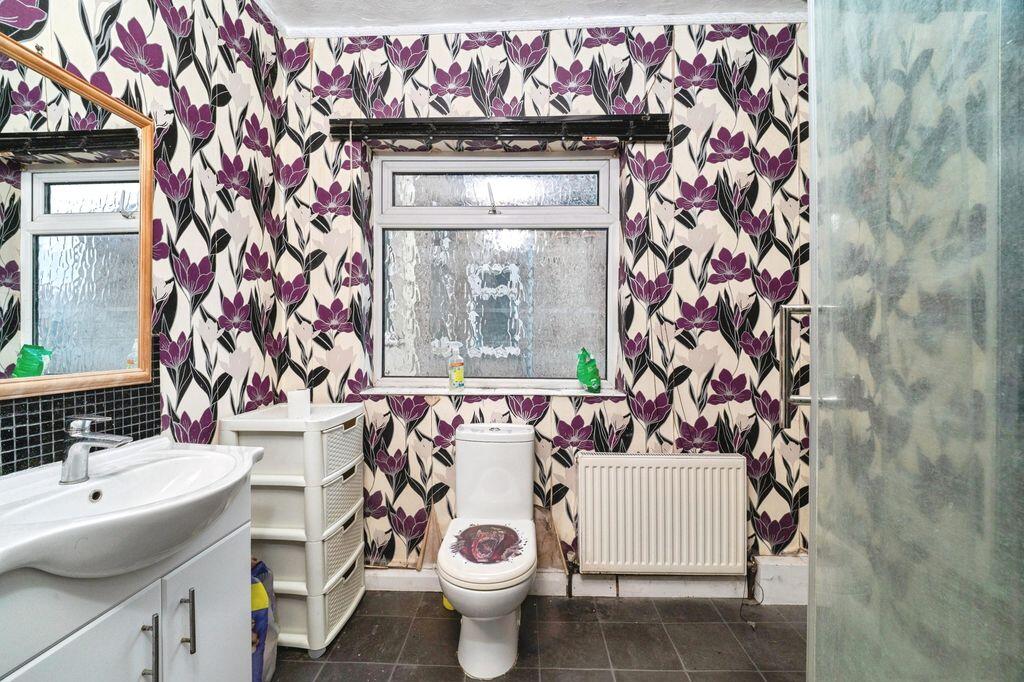 House in Doncaster, North East Lincolnshire - View 5
