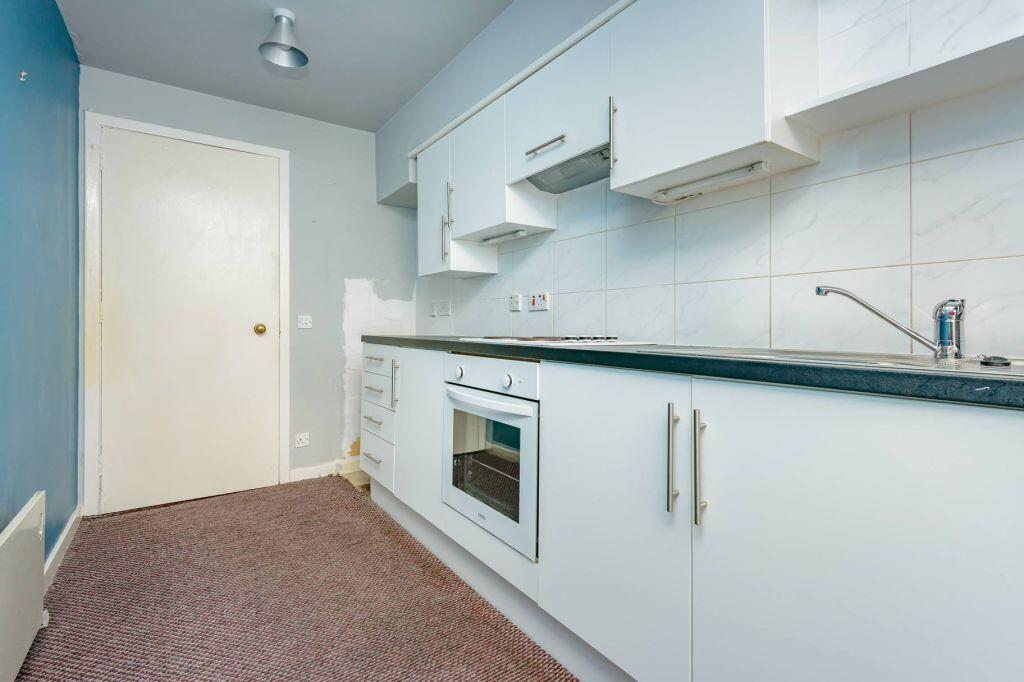 Apartment in Edinburgh, Hillside, Leith Central - View 5
