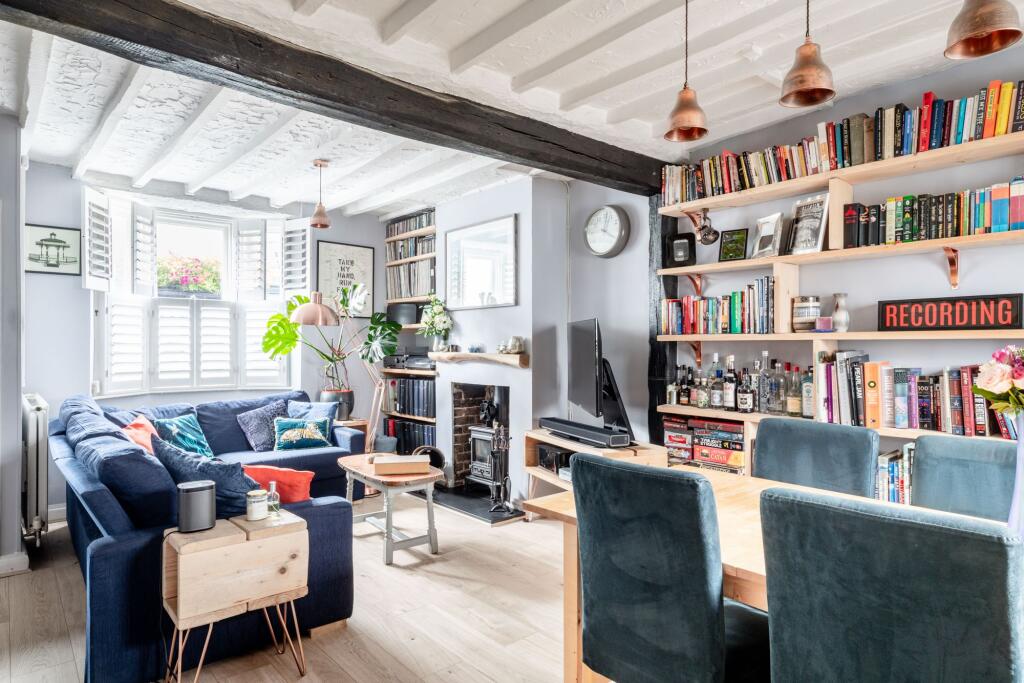 House in Brighton, Round Hill - View 3