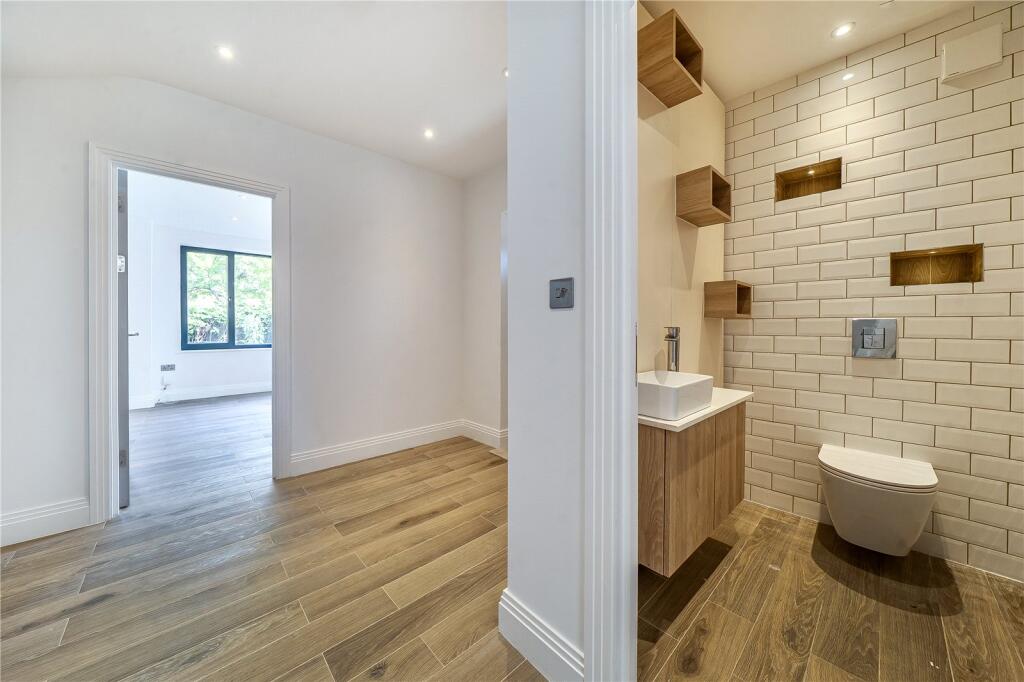 House in London - More