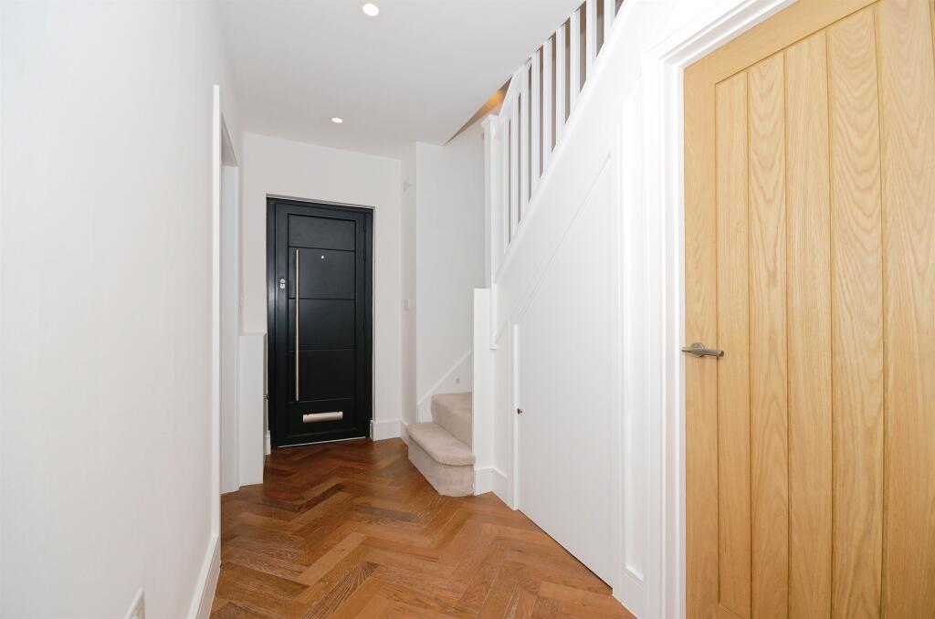 Additional image 8 of Mount Pleasant Lane, Bricket Wood, St. Albans