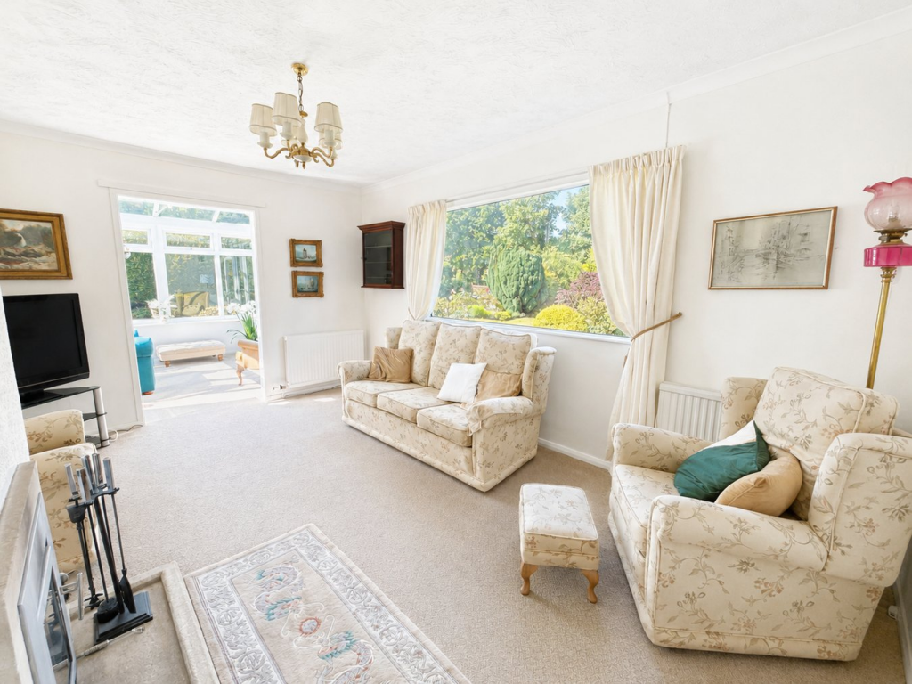 House in Stroud, Chalford - View 3