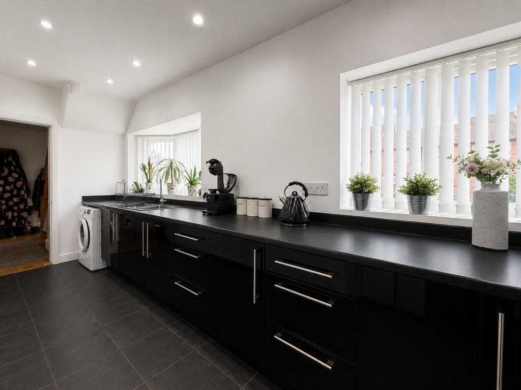 House in Crewe - View 5