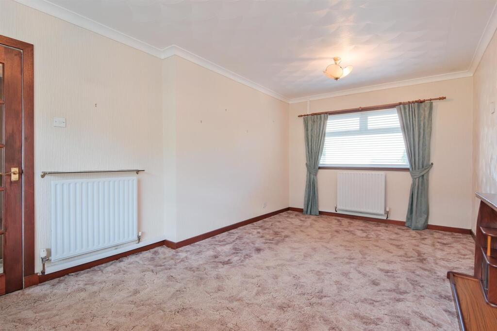 House in Wishaw, Wishawhill - View 4