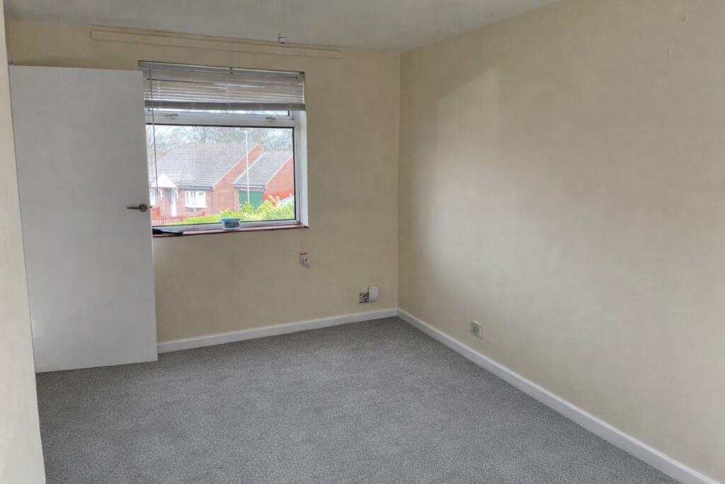 39 Hayes Road, Arleston, Telford, Shropshire, TF1 2JJ photo 4